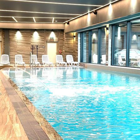 Baltic Comfort Spa Apartment With Free Pool, Saunas & Fitness - Kasprowicza 20 كولوبرزيغ المظهر الخارجي الصورة