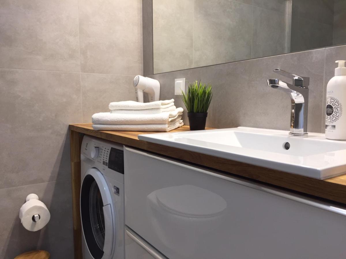 Baltic Comfort Spa Apartment With Free Pool, Saunas & Fitness - Kasprowicza 20 كولوبرزيغ المظهر الخارجي الصورة