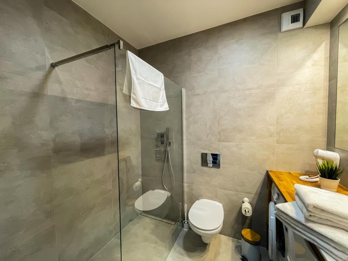 Baltic Comfort Spa Apartment With Free Pool, Saunas & Fitness - Kasprowicza 20 كولوبرزيغ المظهر الخارجي الصورة
