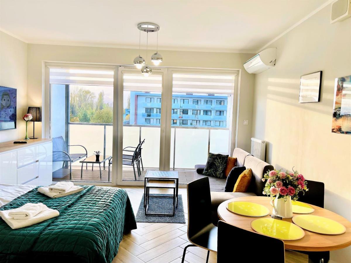 Baltic Comfort Spa Apartment With Free Pool, Saunas & Fitness - Kasprowicza 20 كولوبرزيغ المظهر الخارجي الصورة