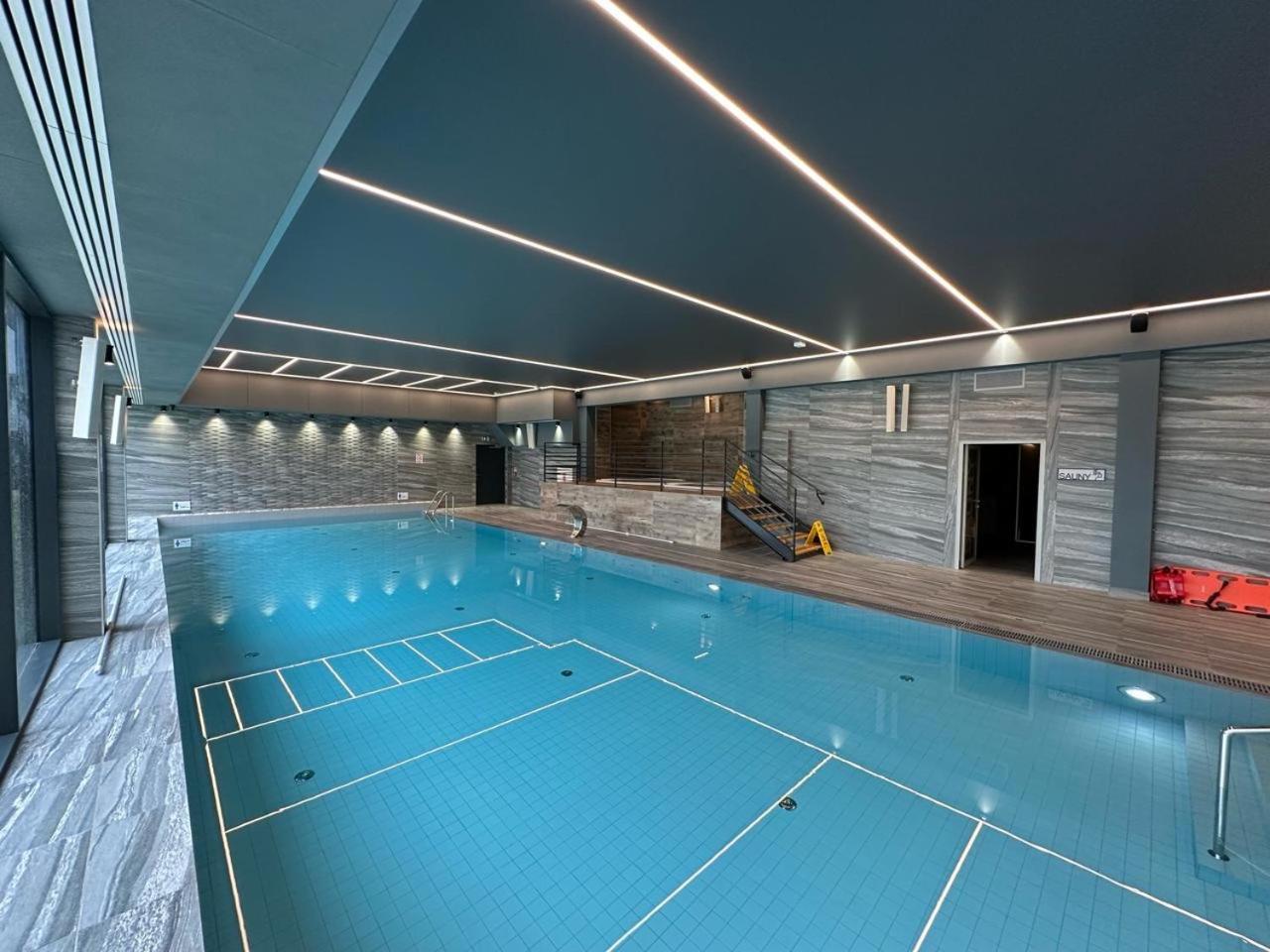 Baltic Comfort Spa Apartment With Free Pool, Saunas & Fitness - Kasprowicza 20 كولوبرزيغ المظهر الخارجي الصورة